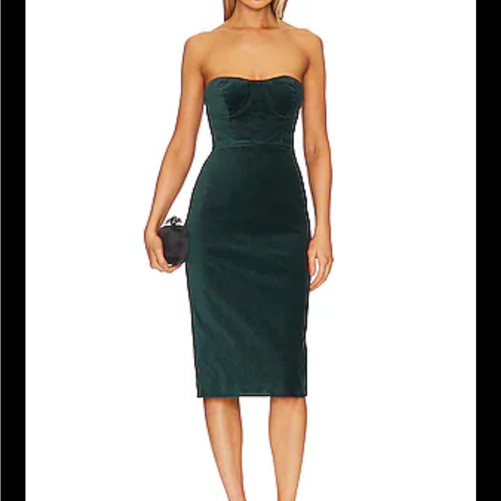 BCBGMaxAzria Green Strapless Sheath Dress